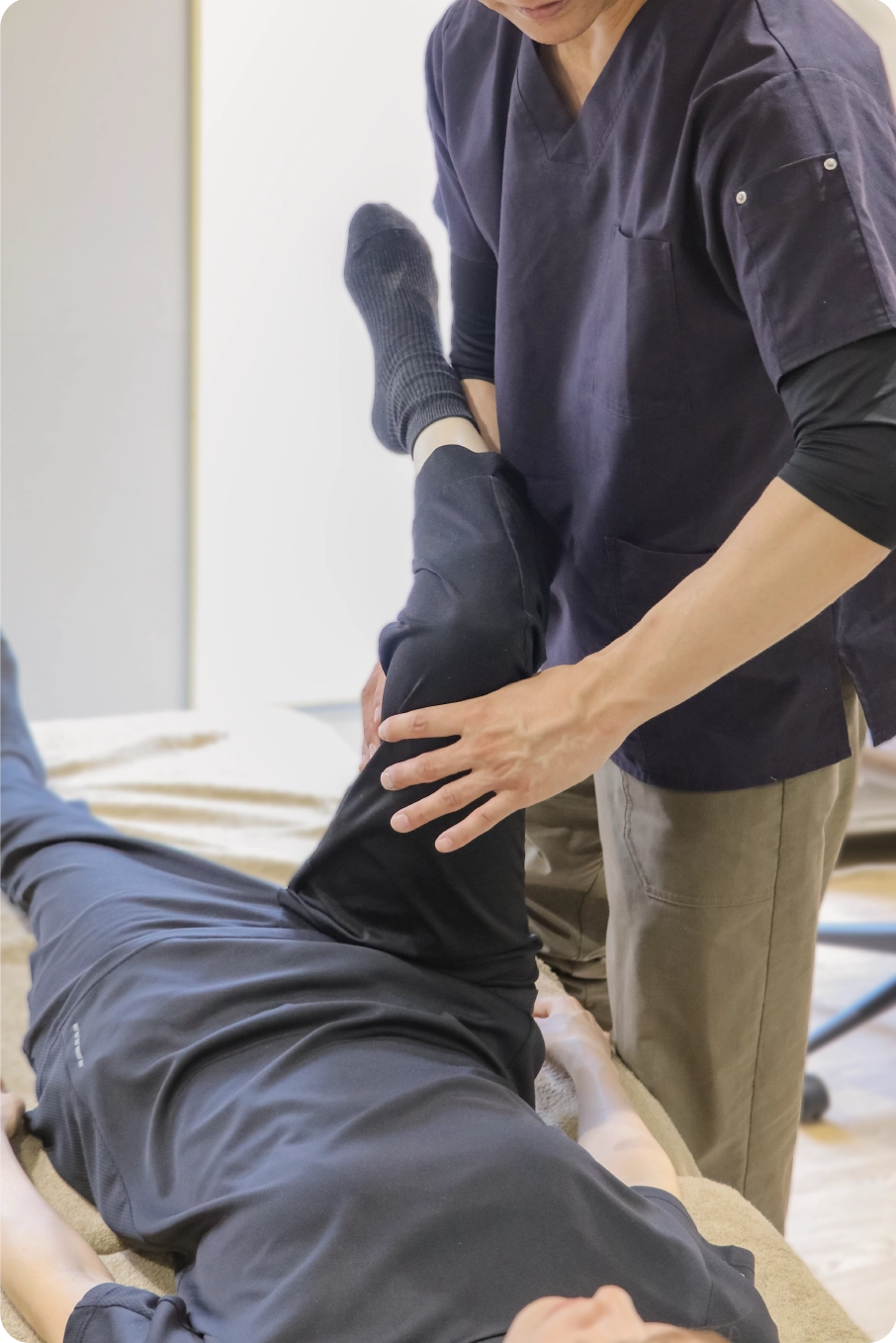 腰、膝、股関節などの痛みや不調にも、根本から丁寧に向き合いケアします